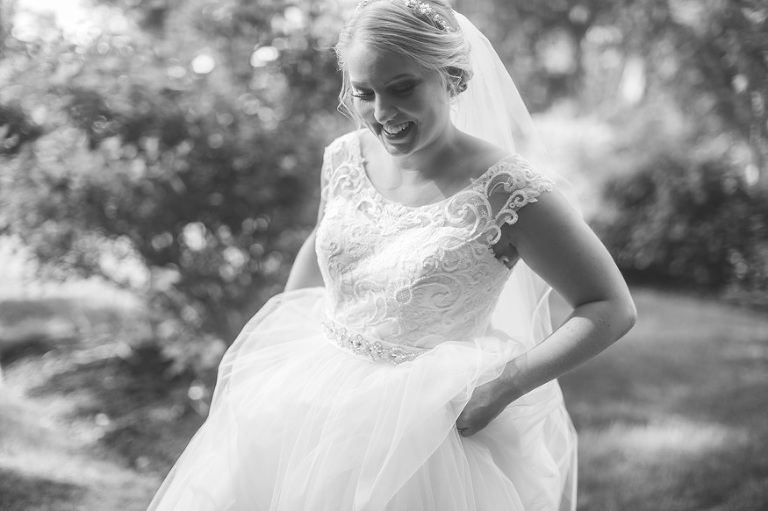 Sunset Cove Bed and Breakfast Wedding by Nicole Haley Photography