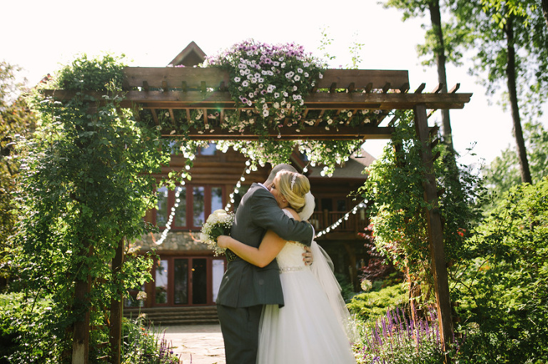 Sunset Cove Bed and Breakfast Wedding by Nicole Haley Photography