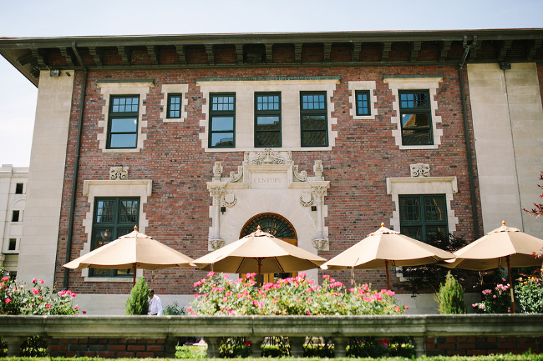 Gem Theatre Wedding in Detroit by Nicole Haley Photography