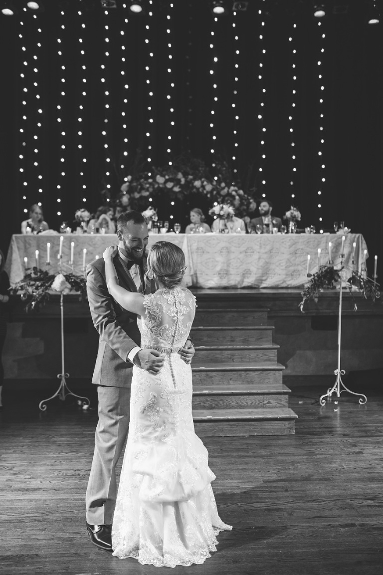 Gem Theatre Wedding in Detroit by Nicole Haley Photography