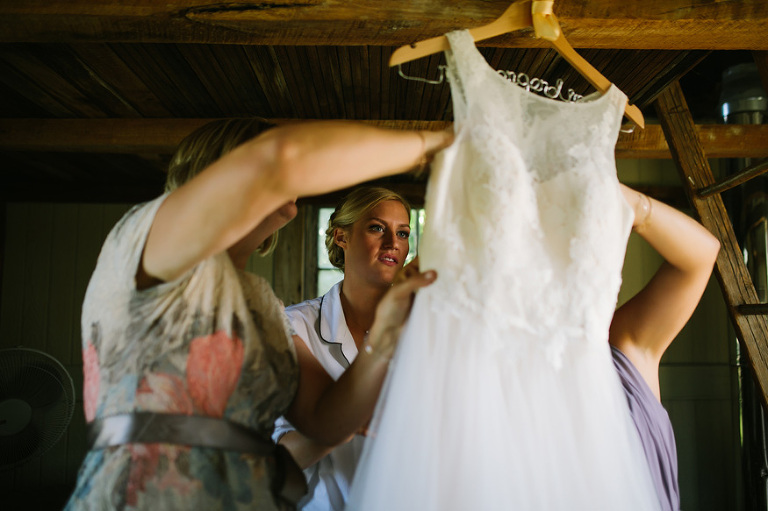 Misty Farm wedding photography by Michigan wedding photographer, Nicole Haley Photography