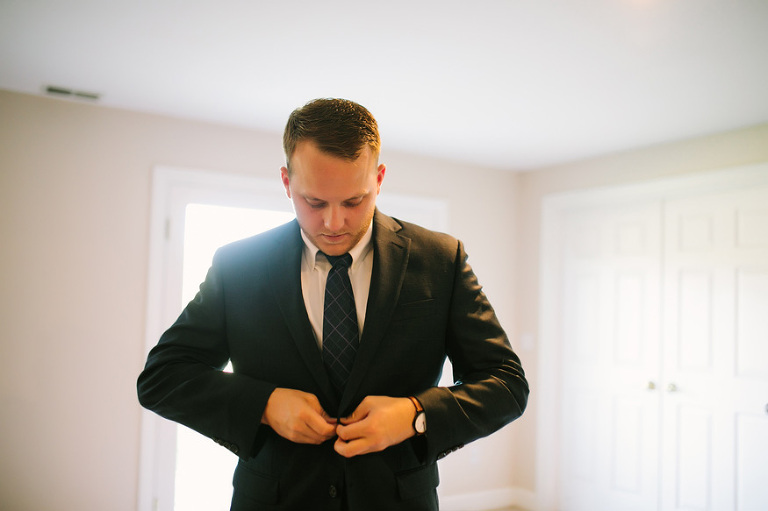 Misty Farm wedding photography by Michigan wedding photographer, Nicole Haley Photography