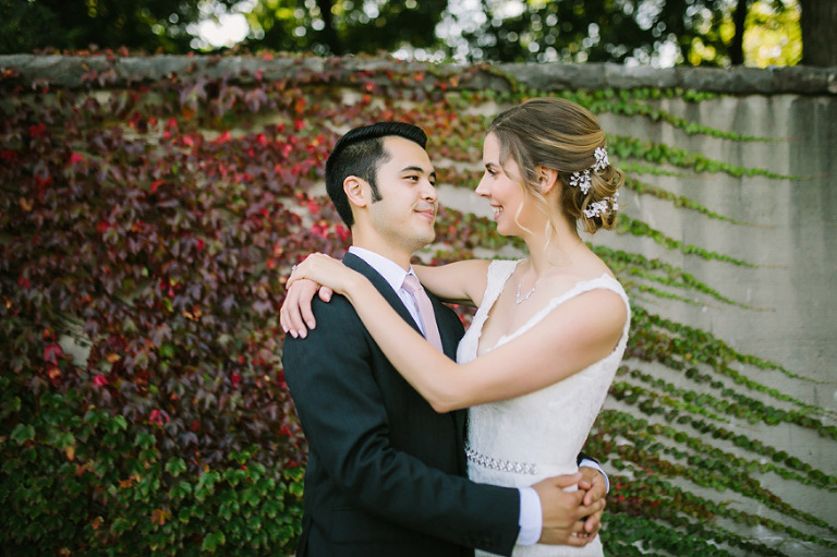 Pine Knob Mansion wedding photography by Michigan wedding photographer, Nicole Haley Photography.