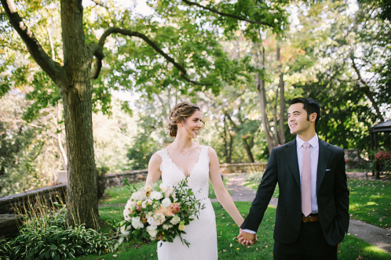 Pine Knob Mansion wedding photography by Michigan wedding photographer, Nicole Haley Photography.