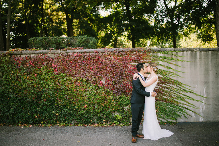 Pine Knob Mansion wedding photography by Michigan wedding photographer, Nicole Haley Photography.