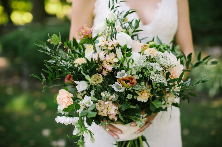 Pine Knob Mansion wedding photography by Michigan wedding photographer, Nicole Haley Photography.