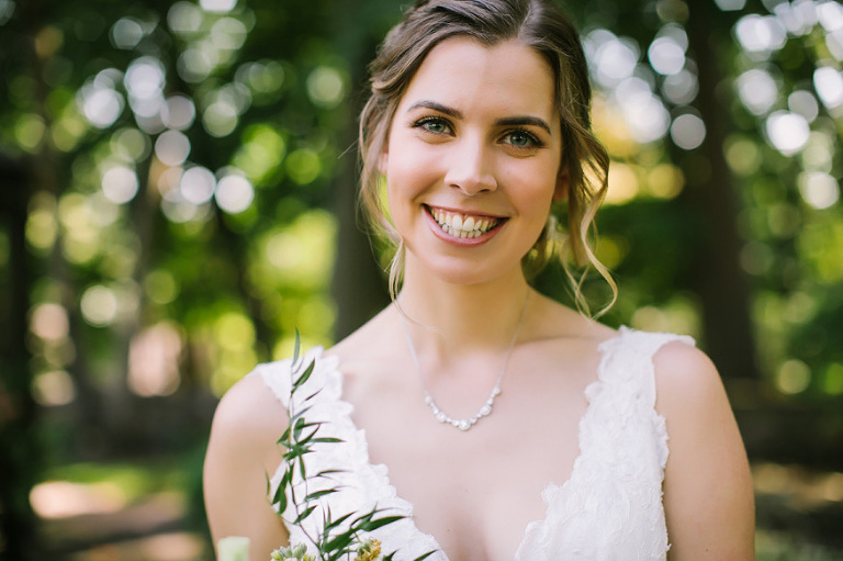 Pine Knob Mansion wedding photography by Michigan wedding photographer, Nicole Haley Photography.