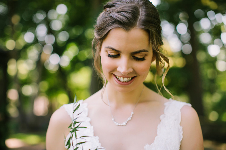 Pine Knob Mansion wedding photography by Michigan wedding photographer, Nicole Haley Photography.