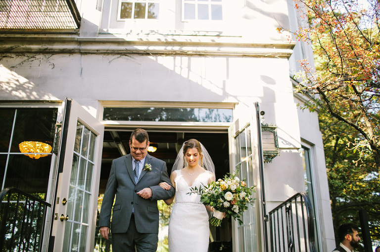 Pine Knob Mansion wedding photography by Michigan wedding photographer, Nicole Haley Photography.