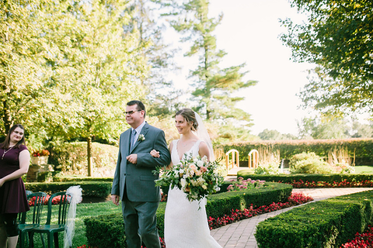 Pine Knob Mansion wedding photography by Michigan wedding photographer, Nicole Haley Photography.