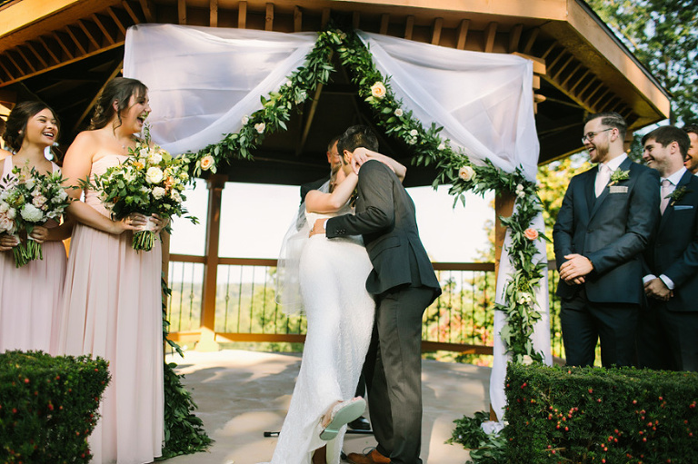 Pine Knob Mansion wedding photography by Michigan wedding photographer, Nicole Haley Photography.