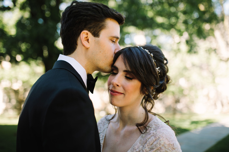 Law Quad wedding photos by Michigan wedding photographer, Nicole Haley Photography